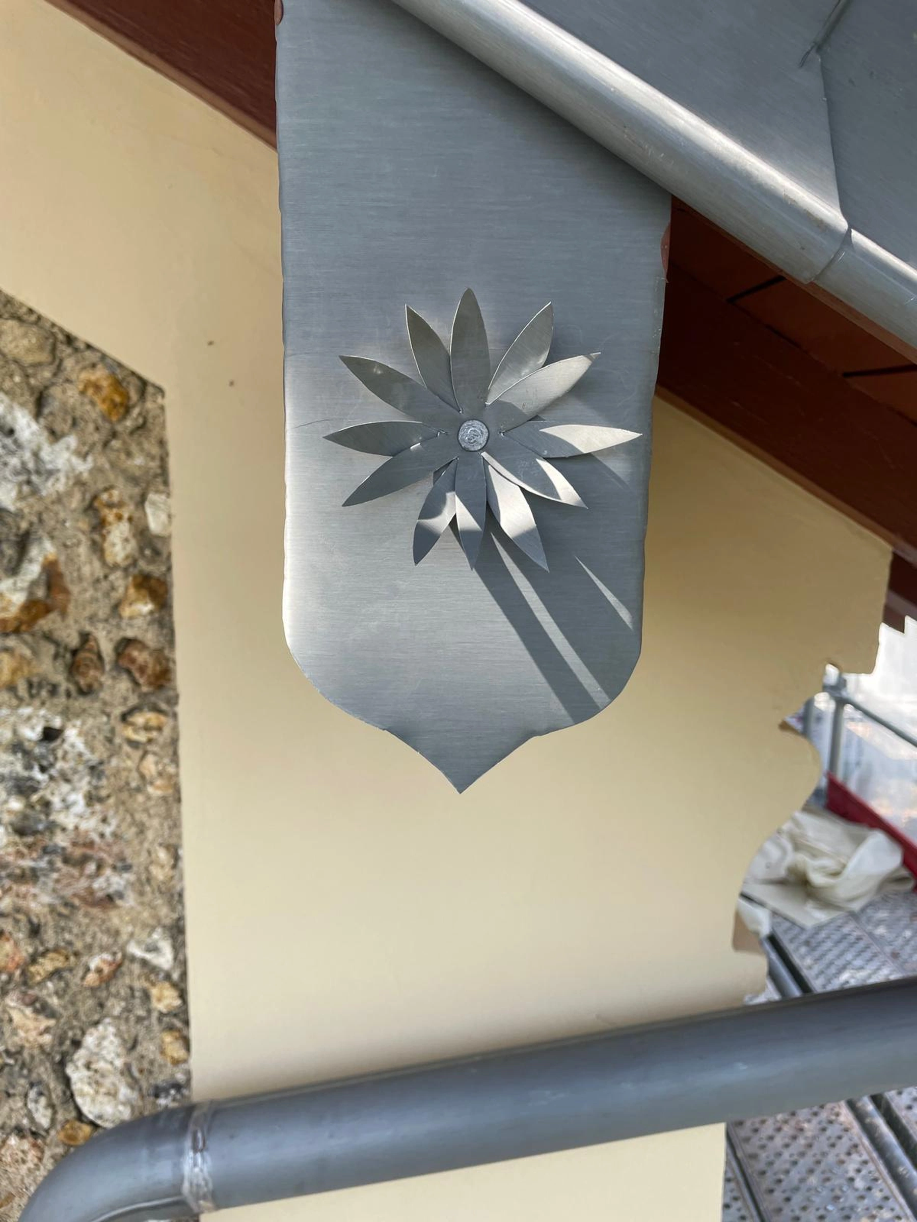 Travaux de zinguerie et finitions de toiture en Ile-de-France