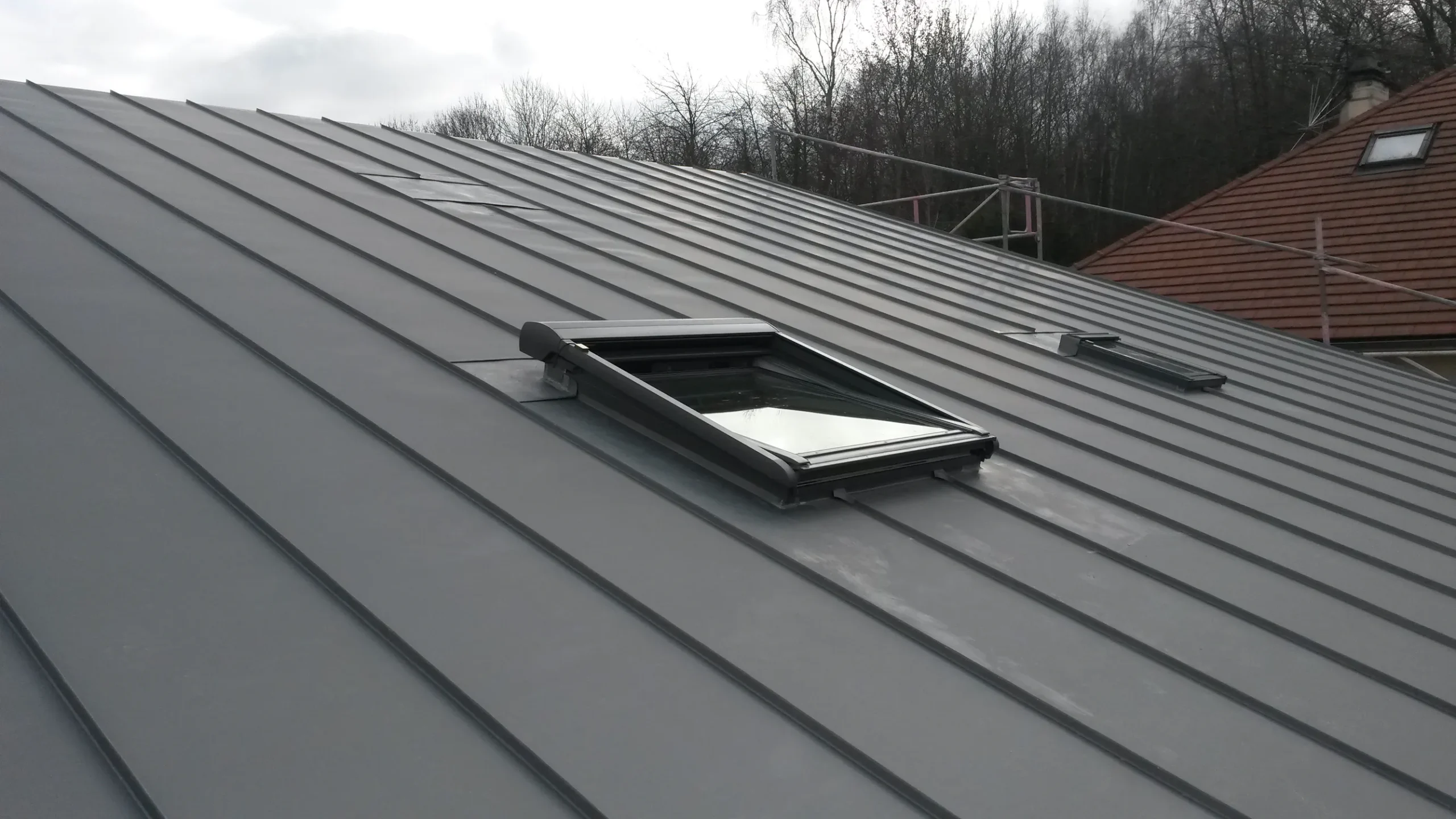 Pose de fenêtres de toit (Velux)